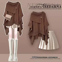 Желтовато-коричневый свитер, шерстяная мини-юбка