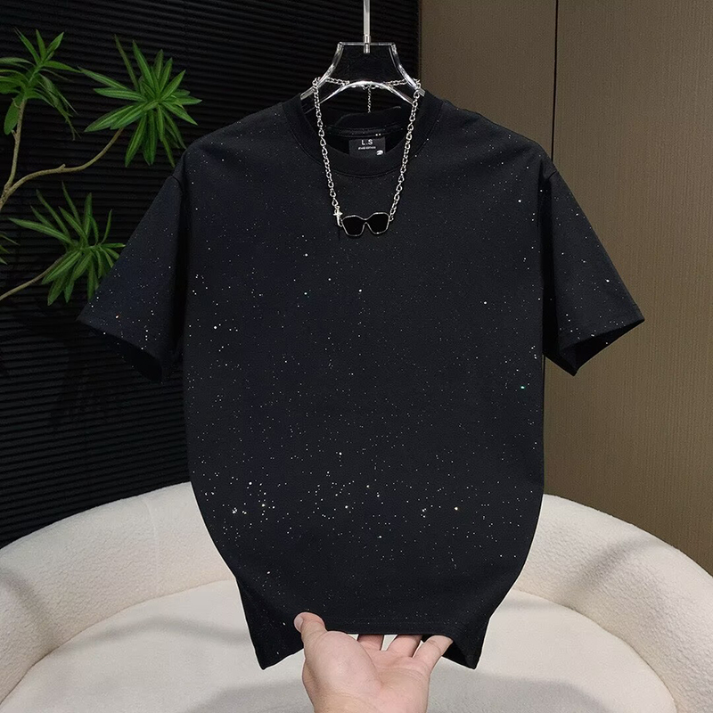Black Starry Sequin Short-Sleeve T-Shirt for Men, Round Neck, Loose Fit, Fashionable, Light Luxury Design, Trendy Half-Sleeve Top Black Starry Sequin Short-Sleeve T-Shirt for Men, Round Neck, Loose Fit, Fashionable, Light Luxury Design, Trendy Half-Sleeve Top
