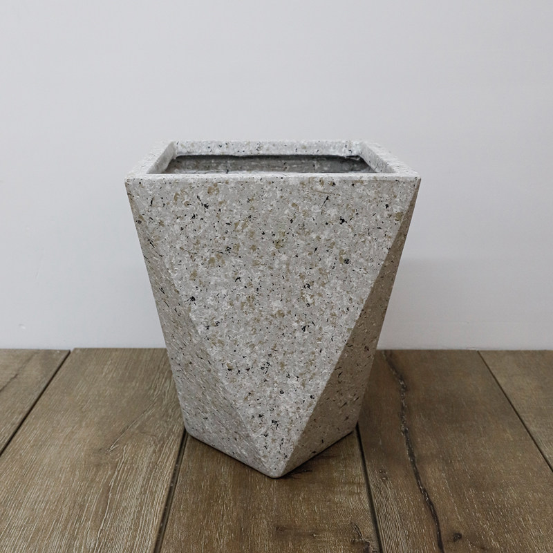 Кашпо из мрамора в интерьере. Кашпо concept для цветов голова керамика hc. Кашпо керамическое scheurich. Мраморный норшок для цветков. Цветочный горшок под мрамор.