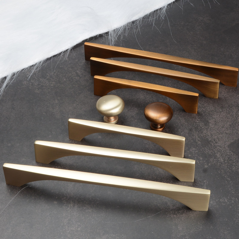 Thickened modern minimalist wardrobe door handle Nordic light and luxurious golden kitchen Home innate drawer cabinet small handle single hole