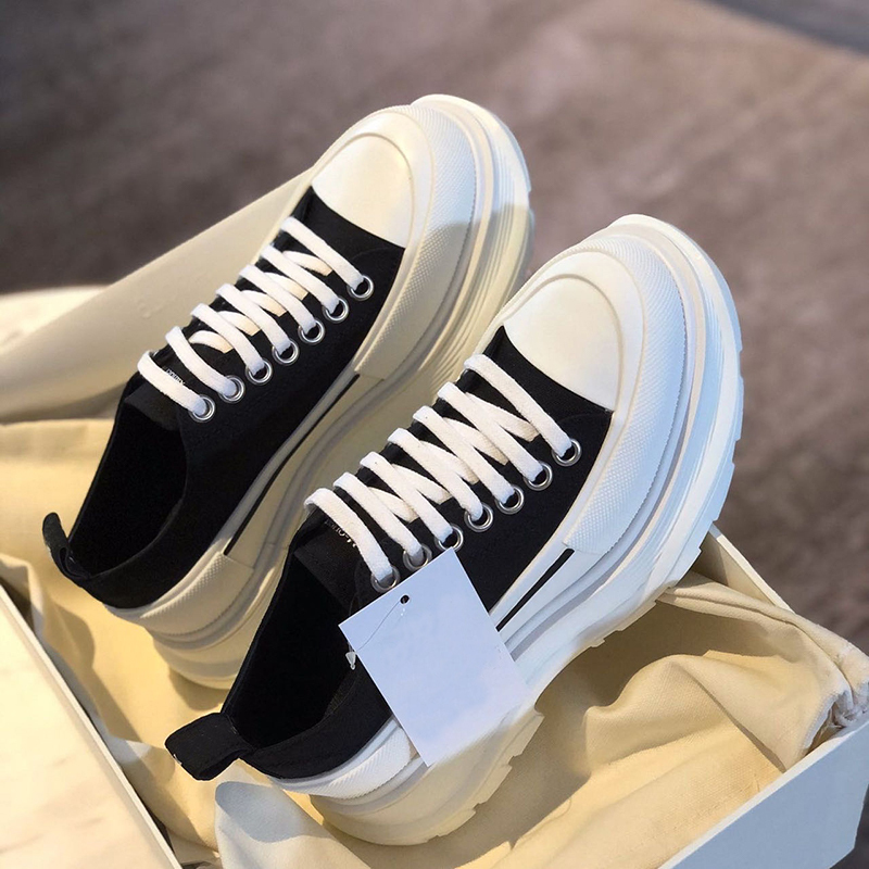 Fato Flagship Store Mcqueen Thick-Soled Canvas Shoes for Men and Women, Height-Increasing Thick-Soled Mcqueen White Shoes, High-Quality Trendy Shoes