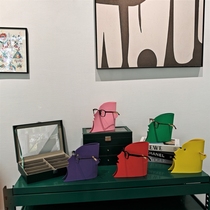 Optical store display head display props simple personalized colorful clothing island counter sunglasses display decoration