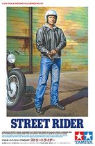 Tamiya assembled Model 1 12 street rider motorcycle driver 14137