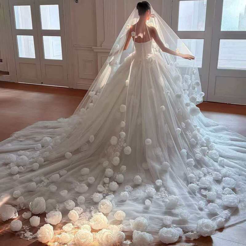 Luxurious and High-End Handmade Peony White Long-Trailing Veil for the Bride, Dreamy Wedding Headpiece, Super Fairy-Like Beauty