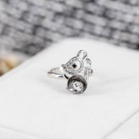 Симпатичное кольцо шины крыс