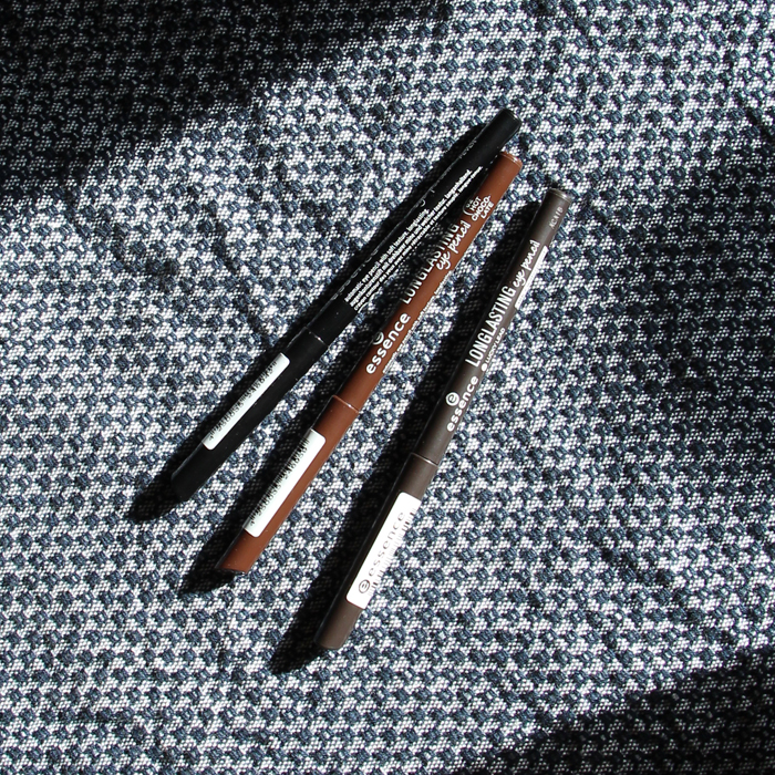 Spot German essence does not need to cut rotating eyeliner eye glue coloring soft and not dizzy