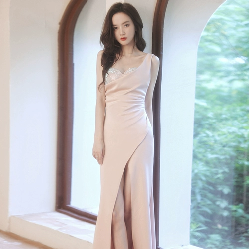 Вечернее платье, сексуальная элитная модная сумка на одно плечо, коллекция 2023, премиум класс, крой «рыбий хвост», яркий броский стиль