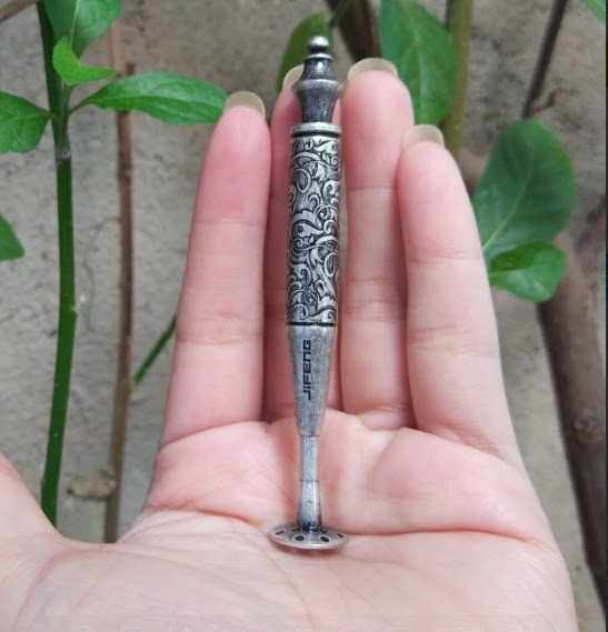 Monsoon JiFENG pipe pressing rod pure copper anti-extinguishing metal cigarette knife through needle carbon repairer antique gold, silver and white tricolor