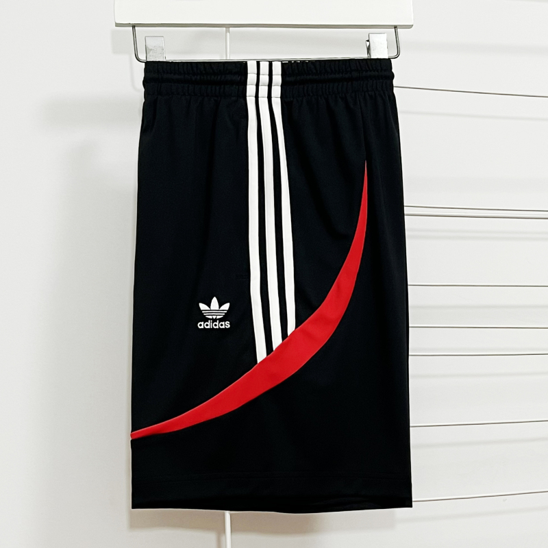 [High-End Feel] Adidas Clover Archive Casual Retro Sports Shorts for Men in Black and Red Contrasting Retro Colors