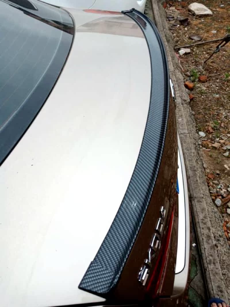 Skoda tốc độ cánh đuôi 13-18 tốc độ cánh đuôi Skoda đuôi sửa đổi tốc độ - Sopida trên đuôi gió pista