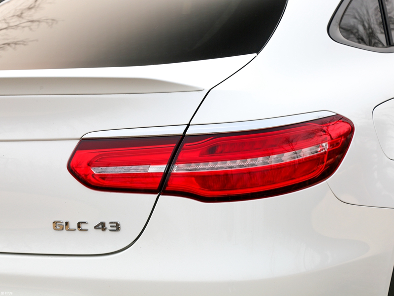Áp dụng cho 16-18 chiếc Mercedes-Benz GLC Coupe Coupe SUV đuôi GLC300 / 260 200 vây đuôi chuyên dụng - Sopida trên cánh lướt gió mazda 3 2020