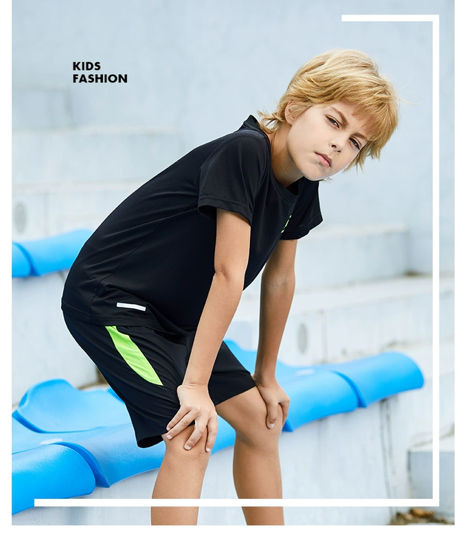 Quần áo trẻ em Jordan mùa hè tay ngắn quần áo nhanh khô quần áo thoáng khí wicking trẻ lớn bé trai thể thao ngoài trời