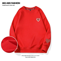 Тонкий красный латте цветок латте