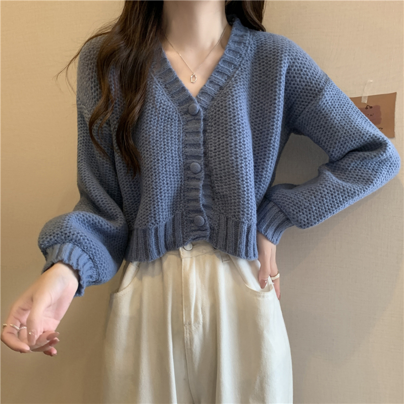 V-Neck Knitted Cardigan for Women, Spring Short Style, Inner Layer Base Shirt, High-Waisted Sweater Coat, Petite Top with a High-End Feel