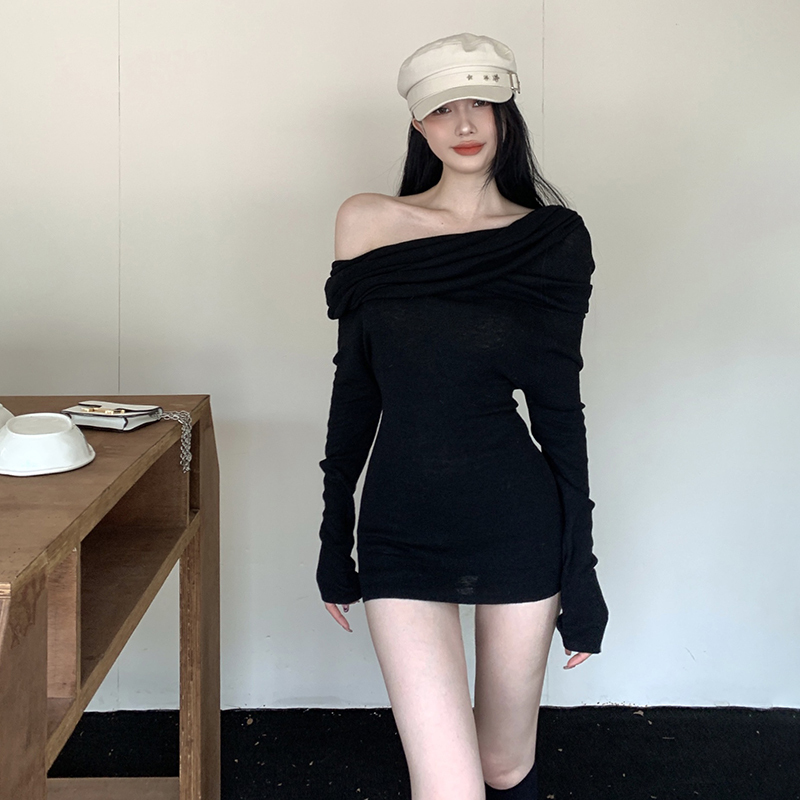 Sexy One-Shoulder Black Knit Dress for Women, Winter Halloween Trench Coat with a Tight-Fitting Mini Skirt Underneath