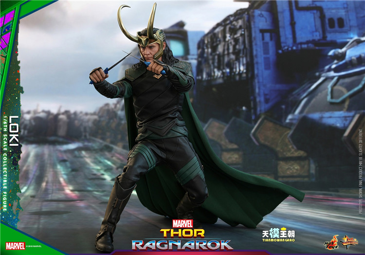 Купить атрибутику Фигурка Локи Thor 3 Ragnarok HOT TOYS Коллекционная мерч