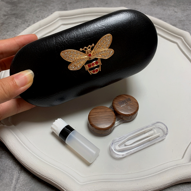 British Bee (Double Deck)double-deck Dual purpose frame glasses case invisible Duplex box grain Anti pressure Portable ins Dual purpose Meitong box storage box