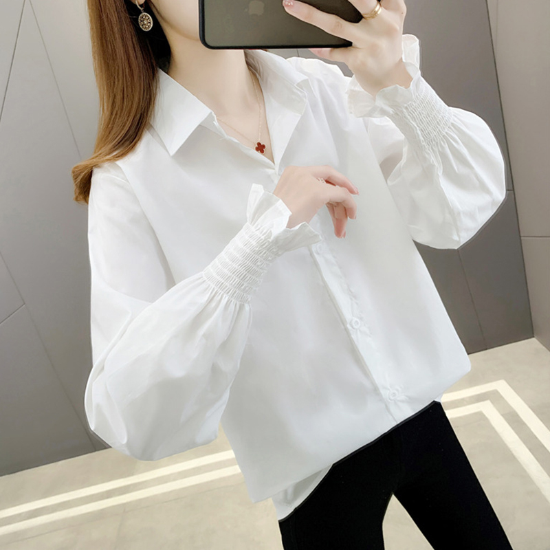 White Shirt Top Women's Jacket with a Unique Design, Loose Fit for Outerwear, New Spring and Autumn Style Shirt Paired with a Vest for Layering