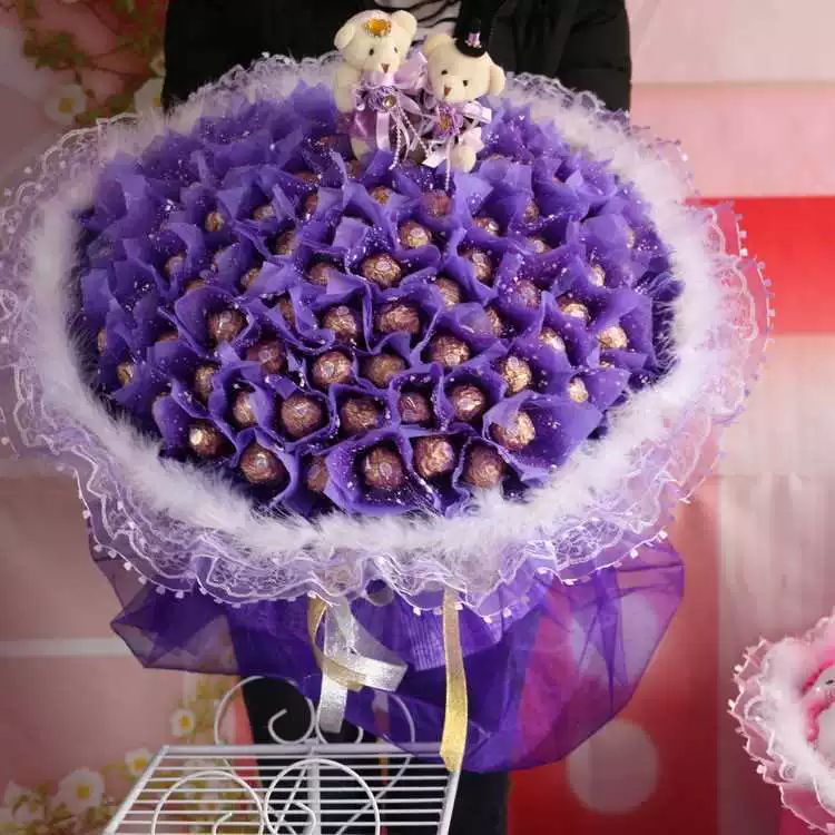Sô cô la phim hoạt hình búp bê bó hoa sinh nhật Ngày Valentine món quà sáng tạo tuyển dụng Taobao đại lý một thế hệ của Z007 hoa hong sap