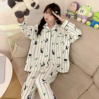 82373 Женщина