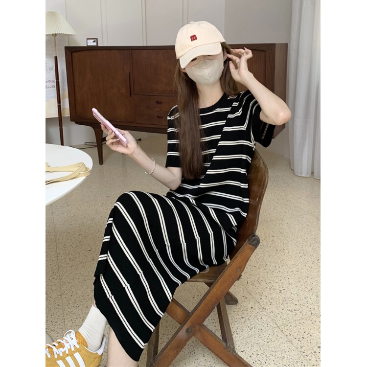 Lazy Style Striped Knitted Short-Sleeved T-Shirt Dress for Women, New Summer Style, Loose Fit, Hip-Covering, Slimming, Straight-Cut, Over-The-Knee Long Dress
