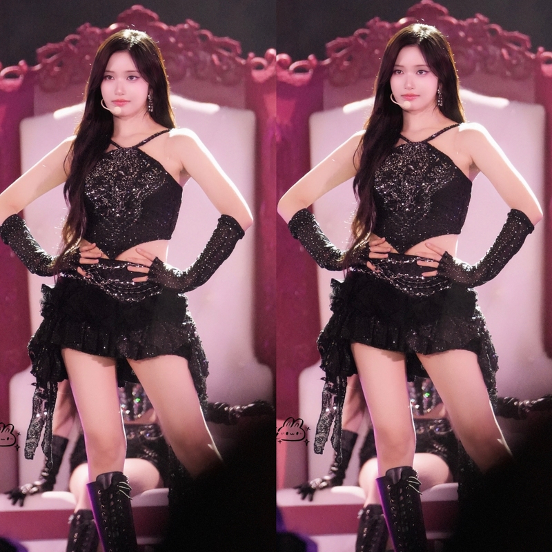Idol Li Rui Heavy-Duty Performance Outfit 2026 New Black Rhinestone Stage Costume Performance Outfit in Stock