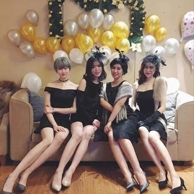 Ужин, женщина, европейская ретро -корт, леди, голова ювелирных украшений, ночное платье, шляпа