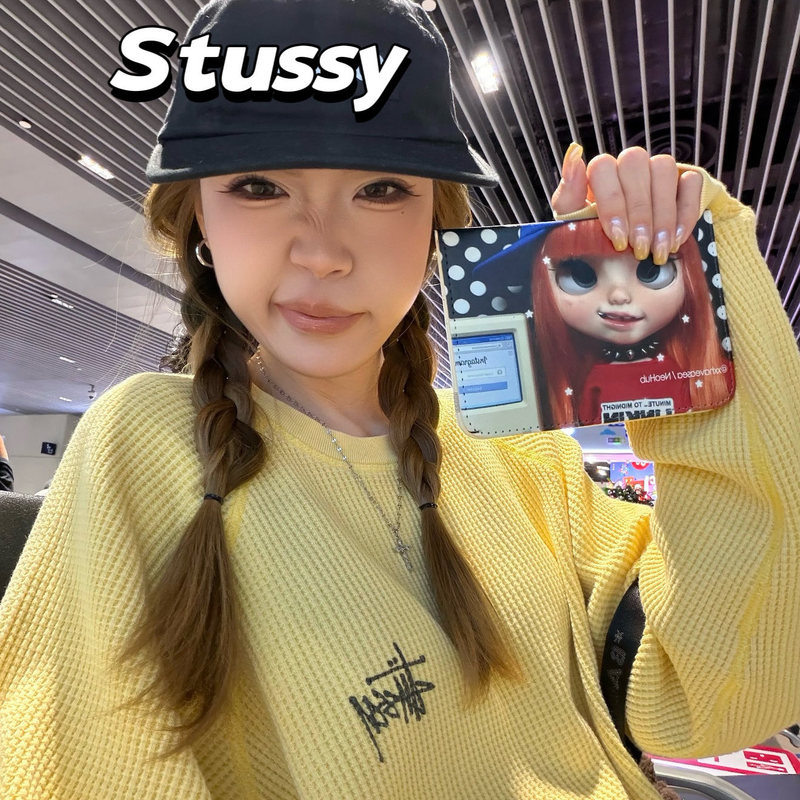 2026 Autumn Seoul New American Retro Fashionable Letter Print Chicken Waffle Yellow Long Sleeve Knitted Sweater 2026 Autumn Seoul New American Retro Fashionable Letter Print Chicken Waffle Yellow Long Sleeve Knitted Sweater