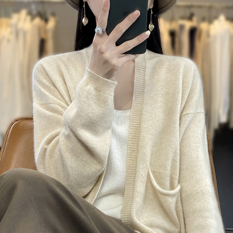 Trendy and Stylish Knitted Cardigan for Women 2023 New Spring and Autumn Loose Thin Style Without Buttons with Pockets Outerwear Sweater Jacket