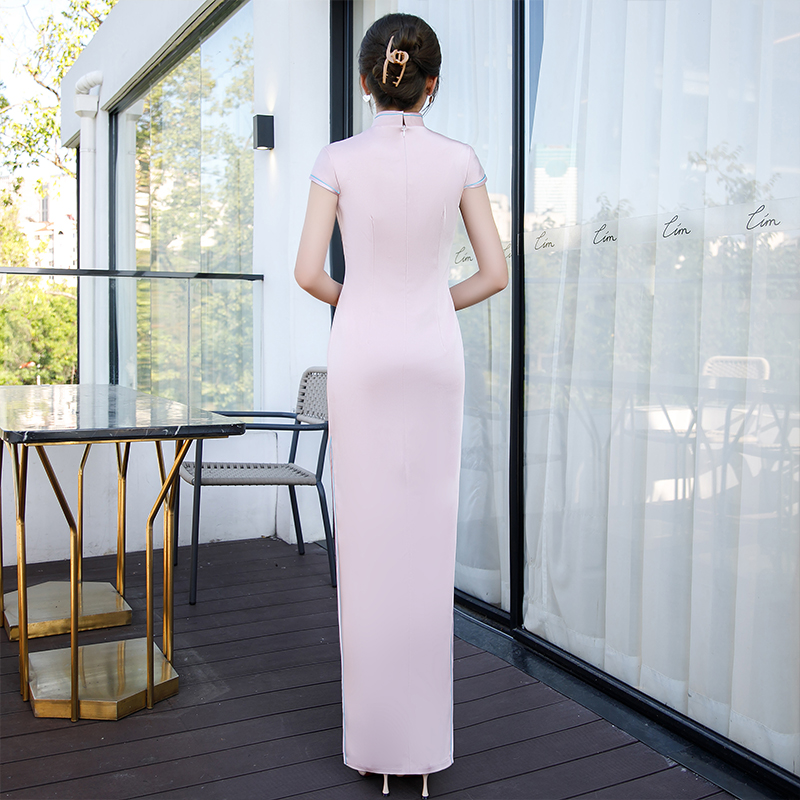 Retro cheongsam for mother, long elegant dress Retro cheongsam for mother, long elegant dress