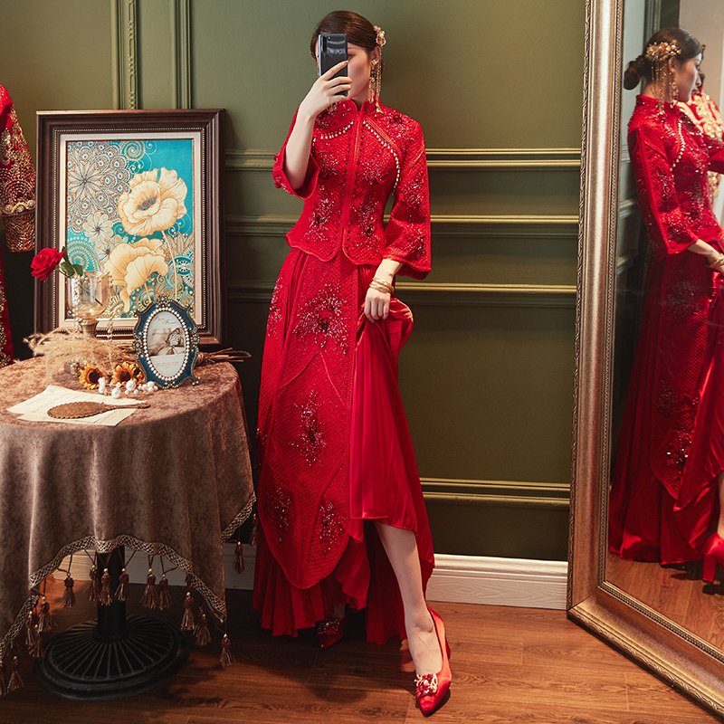 Red suhe traditional wedding dress, 2020, Chinese style, 2021 collection Red suhe traditional wedding dress, 2020, Chinese style, 2021 collection
