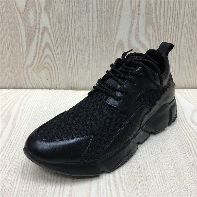 In spring 2019, new decoded closing handle men's shoes round heads with deep mouth flat outdoor leisure sneakers