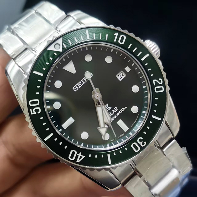 Seiko Prospex Solar Small Dial Diving Men's Watch Sne583P1 Green Japan
