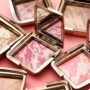 HOURGLASS AMBIENT LIGHTING Năm của lợn Hạn chế Thịt lợn Bụng nổi bật Má hồng VIVID FLush - Blush / Cochineal má hồng clio