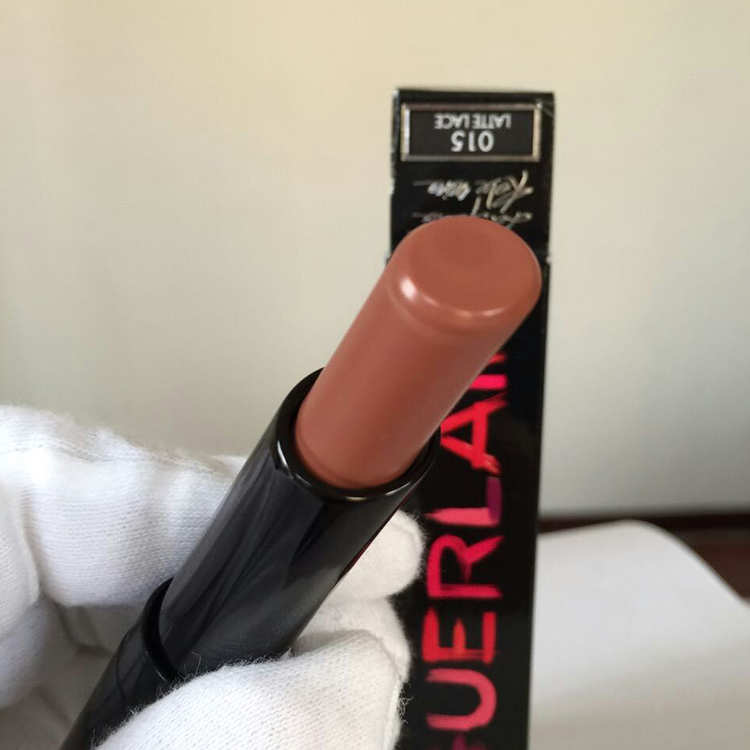 Guerlain / Guerlain Váy đen nhỏ có thể ăn được Phụ nữ mang thai thỏi son dưỡng môi 002 003 007 021 041 - Son môi son nước 3ce