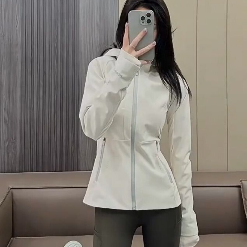 Korean-Style Casual Hooded High-End Jacket for Women, Autumn Season, Plus-Size Versatile Slim-Fit Waist-Cinching Slimming Softshell Windbreaker Korean-Style Casual Hooded High-End Jacket for Women, Autumn Season, Plus-Size Versatile Slim-Fit Waist-Cinching Slimming Softshell Windbreaker