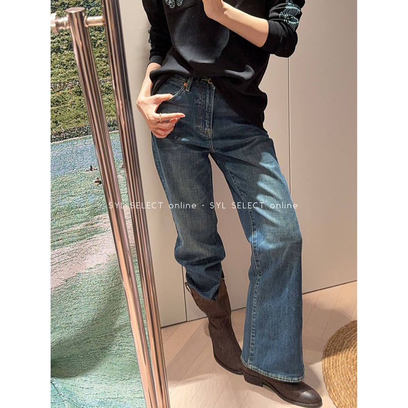 Early Autumn Intellectual Style, Fashionable Whiskered Vintage Wash, Clean-Cut, Well-Proportioned, High-Waisted, Narrow-Fit, Straight-Leg, Slightly Flared Jeans