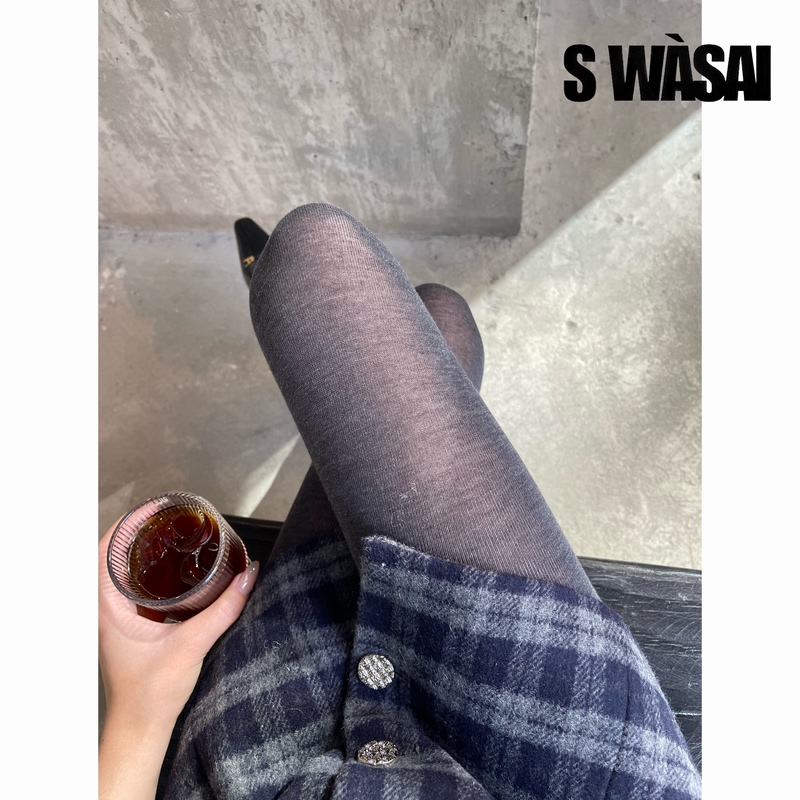 Wasai Socks Are a Must-Have for Everyone! Wool Slightly Sheer Pantyhose, Thin Style 88g, Full-Length Socks, Right-Angle Socks, Red and Gray, Miu Series