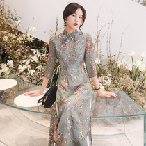 Cheongsam modified version dress 2021 New Chinese style young floral mother Daily retro foreign atmosphere