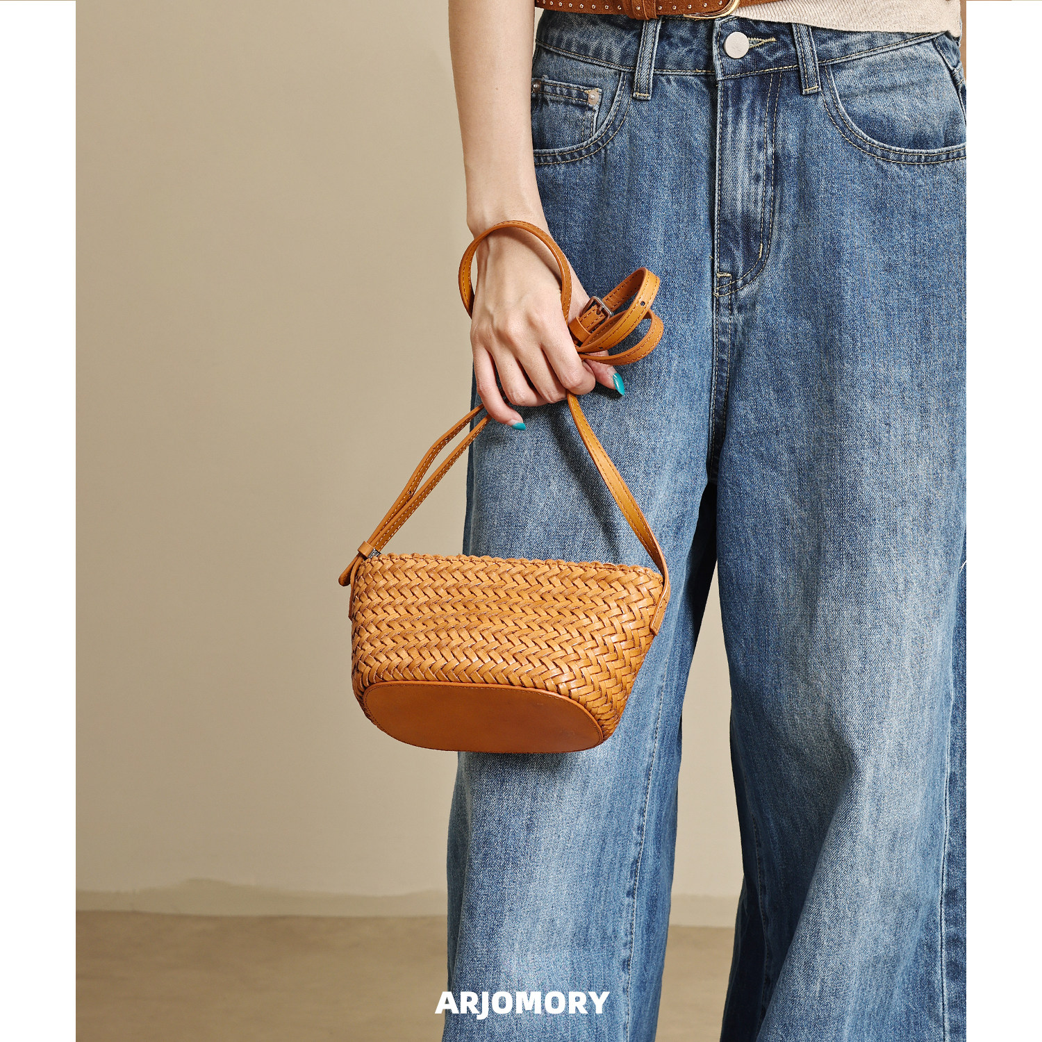 ARJOMORY Original Design Luxury Top Grain Cowhide Hand-Woven Basket Bag for Women 2026 Crossbody Small Bag - Thumbnail 3