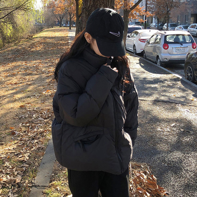 Black short version down clothes woman 2021 Winter new Korean version small sub thickened white duck suede coat jacket