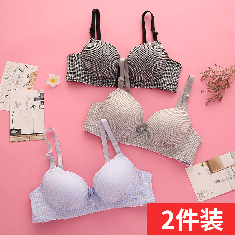 Lingerie Girl No steel ring High School students gather for small bra adjustment Type of young girl bra in junior high school