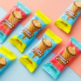 Хрустящая мороженое палочка шоколадной крем крема сэндвич сэндвич бисквиты повседневные закуски детские закуски (альбом Cocoa Butt)