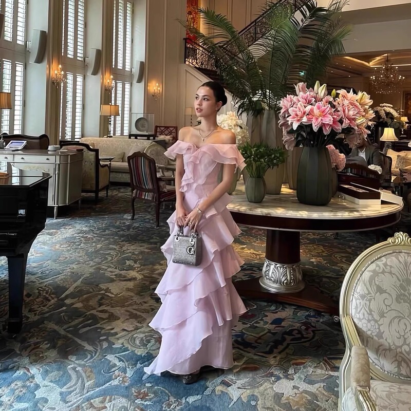 Spicy Pink Ruffled Dress, Stunning Seaside Dintail Dress, Gentle Atmosphere, Long Skirt for Women in Summer Spicy Pink Ruffled Dress, Stunning Seaside Dintail Dress, Gentle Atmosphere, Long Skirt for Women in Summer