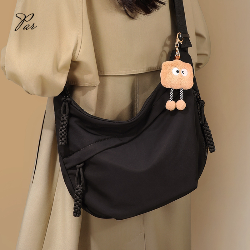 Canvas Bag 2026 New Crossbody Bag Women's Bag Large Capacity Crescent Bag Casual Dumpling Bag Shoulder Bag