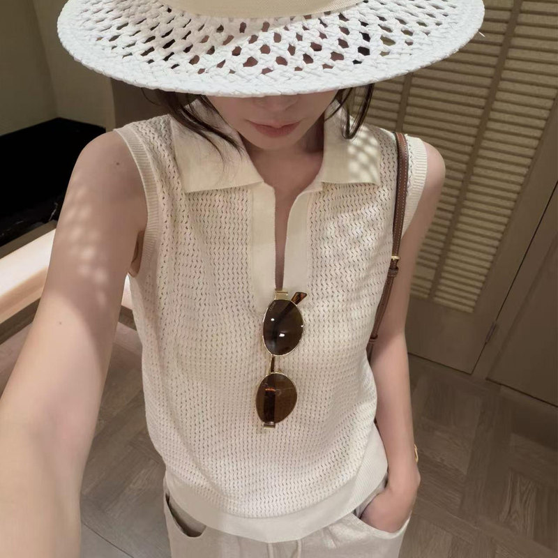 Old Money Style Off-White Hollow Knit Polo Shirt Vest for Women, Summer Outerwear, Loose Sleeveless Base Layer Inner Top Old Money Style Off-White Hollow Knit Polo Shirt Vest for Women, Summer Outerwear, Loose Sleeveless Base Layer Inner Top