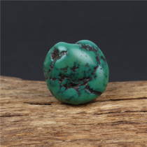 Special price Tibetan spread old green pine stone old pine stone back cloud Tibet old pine stone back cloud Buddha pearl accessories