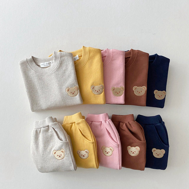 Korean version of the baby bear round neck sweater sports pants casual suit children's autumn and winter plus velvet two-piece set