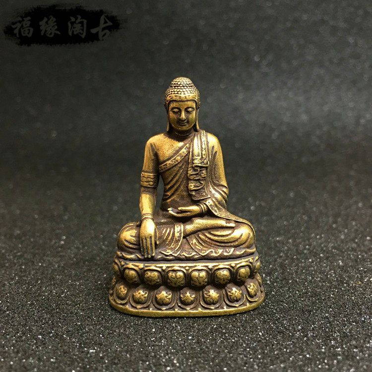 Pure copper Buddha Sakyamuni Buddha Buddha Statue Small Pendulum sleeve Precious Mini Pocket Buddha Carry-on Retro Bronze Ware Collection