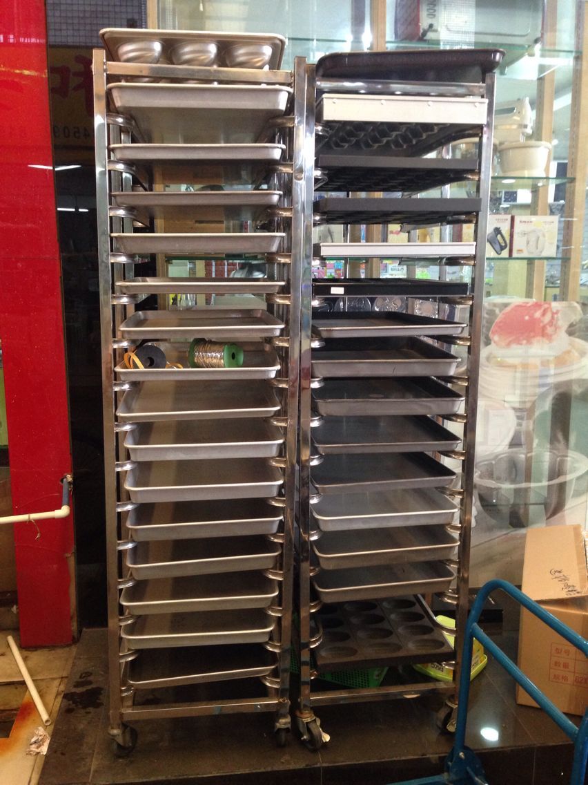 Stainless steel baking tray car thickened commercial 12 15 multi-layer mobile baking cake room bread rack shelf